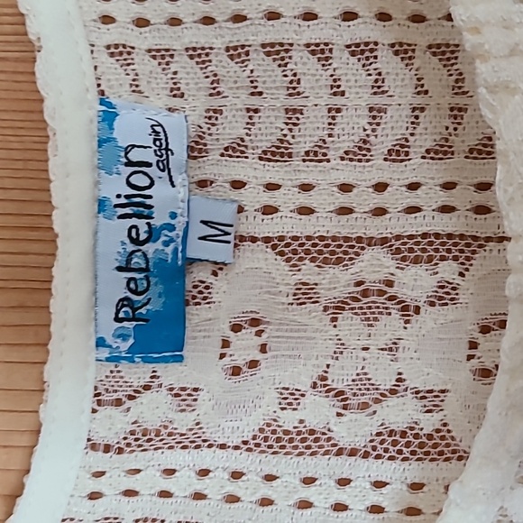 Sheer top - Picture 4 of 5